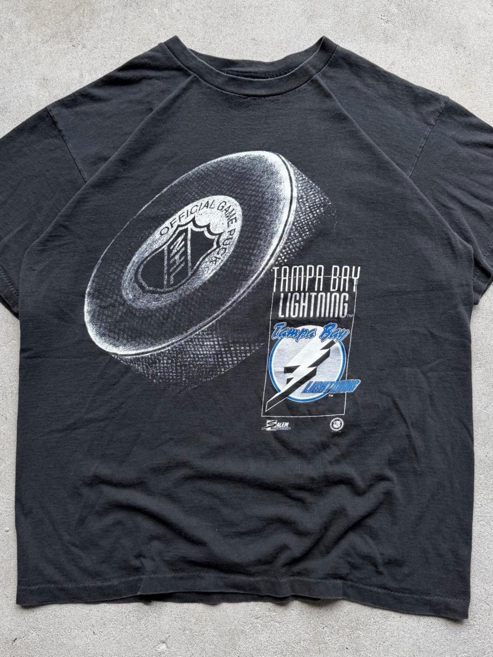 Vintage 90s Salem Sportswear Faded Tampa Bay Lighting NHL Hockey Tee